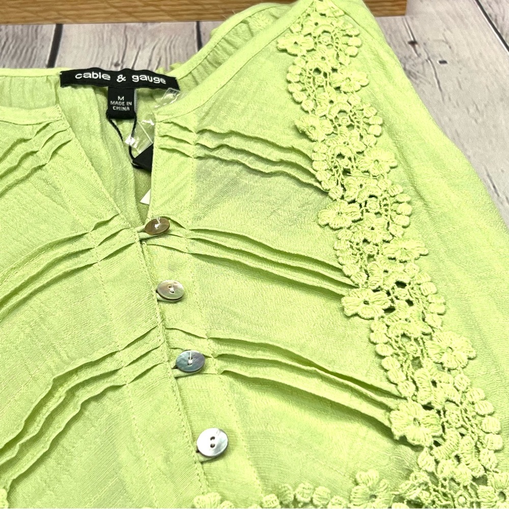 CABLE & GAUGE Elastic Waist, Lace Detail, Blouse-NWT - Picture 2 of 10